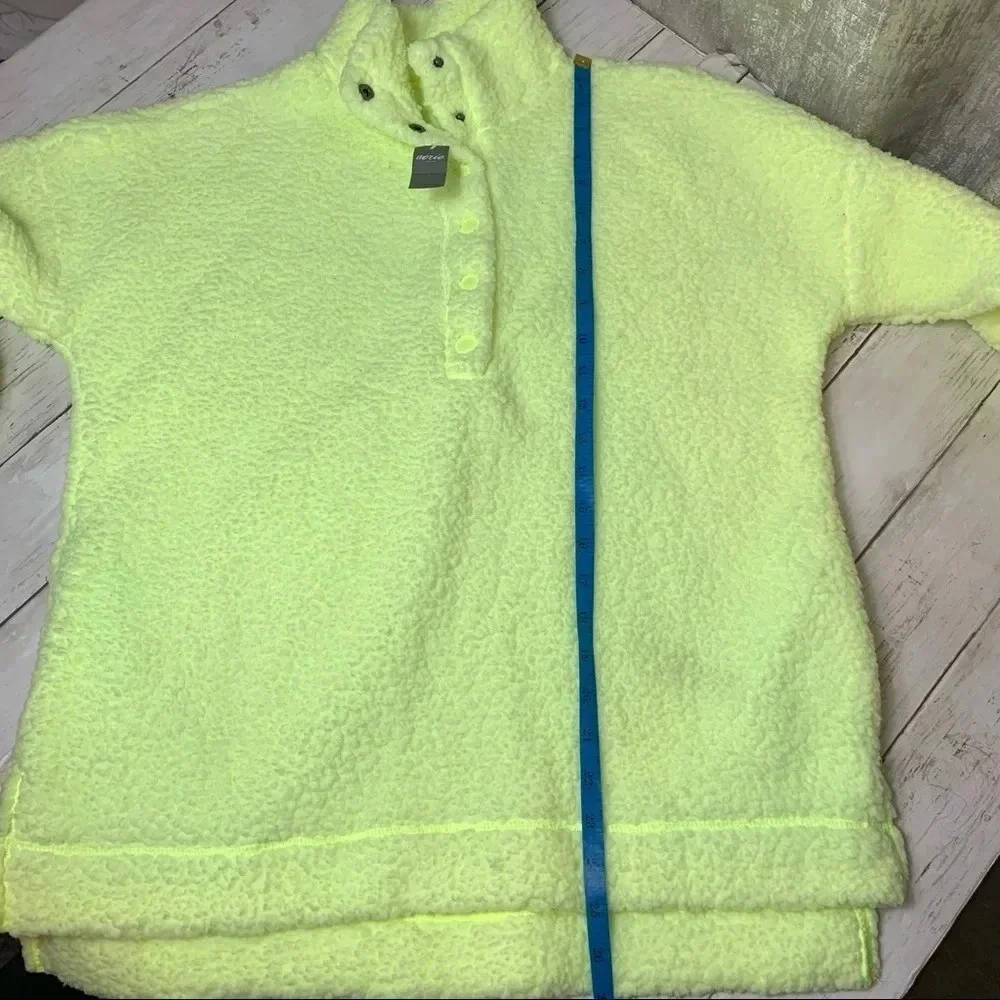 Aerie by American Eagle Neon Sherpa Pullover Oversize Sweater Hightlighter